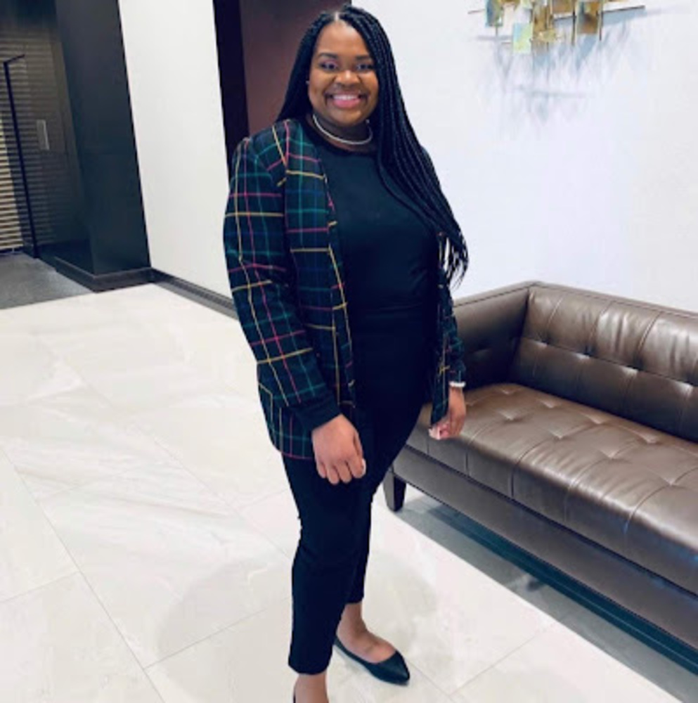 Meet your Posher, Brianna